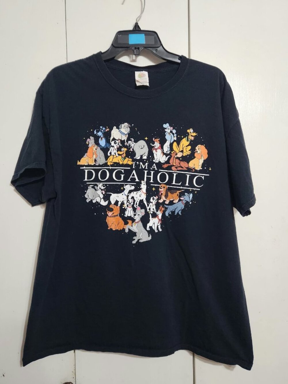 Disney Dogs Shirt XL Im A Dogaholic Graphic Tee Pluto Lady Tramp 101 Dalmatians
